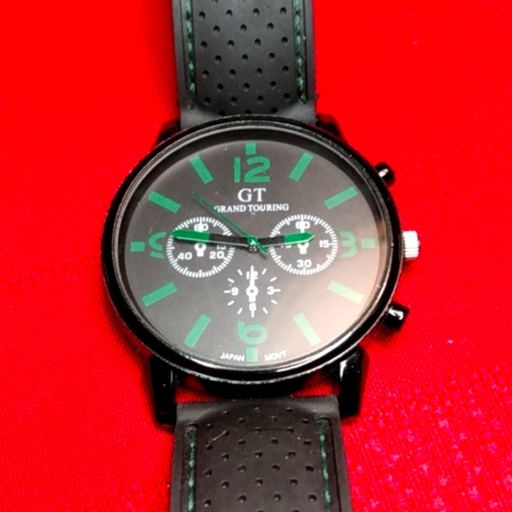 Grand Touring Watch